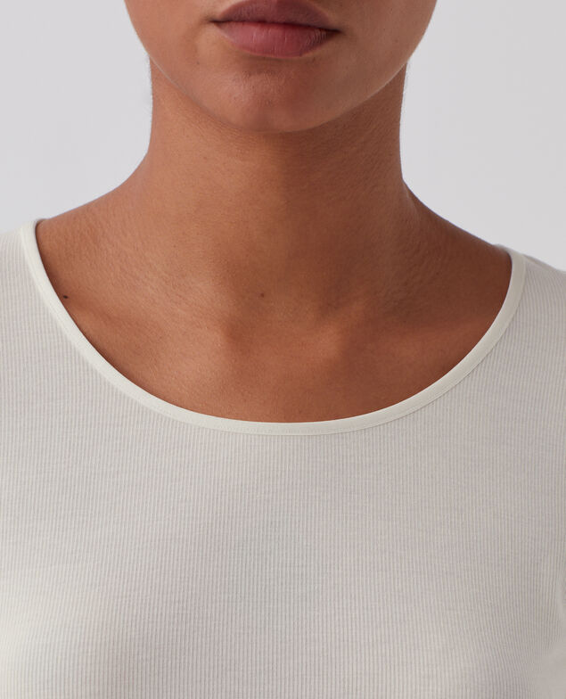 Enganliegendes T-Shirt A040 ivory