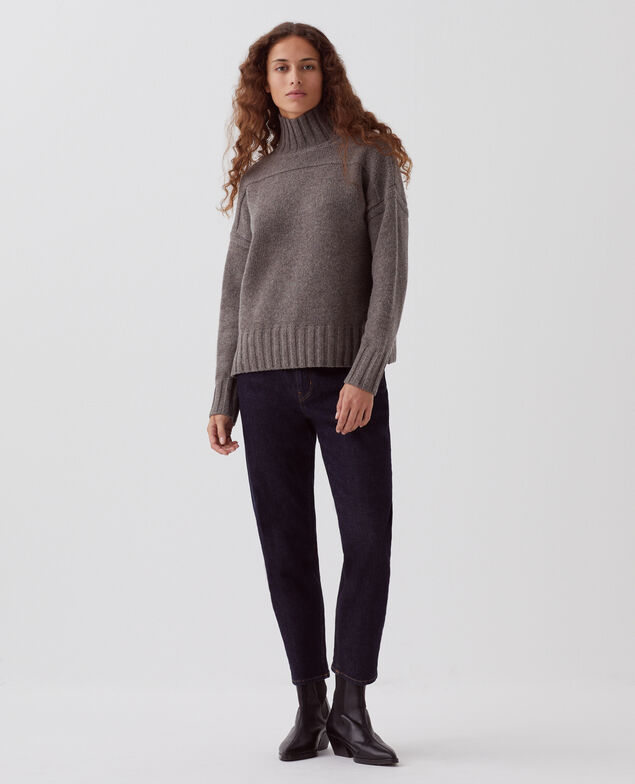 Rollkragenpullover aus Wolle I040 steeple gray