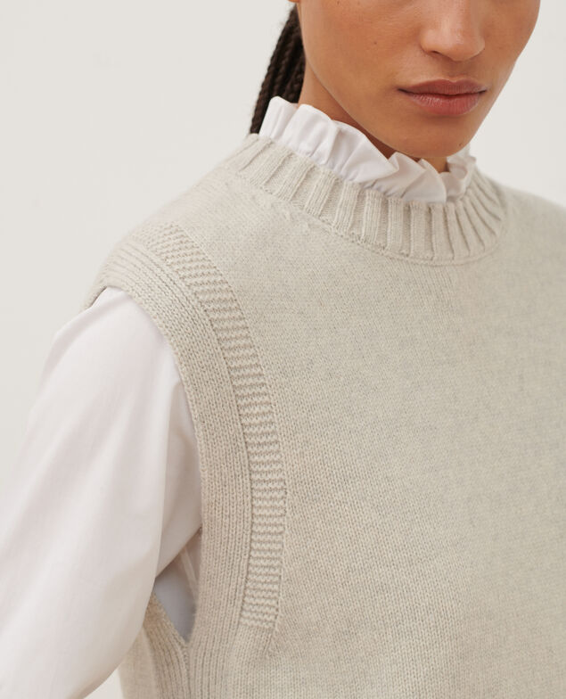 Ärmelloser Pullover A009 white knit 3wju126w37