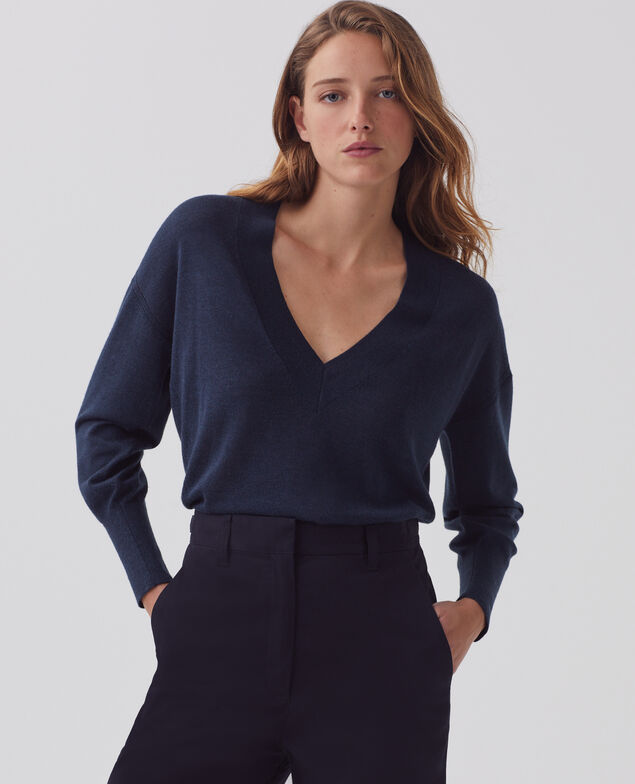 Pullover mit V-Ausschnitt aus Wolle und Seide J690 blueberry
