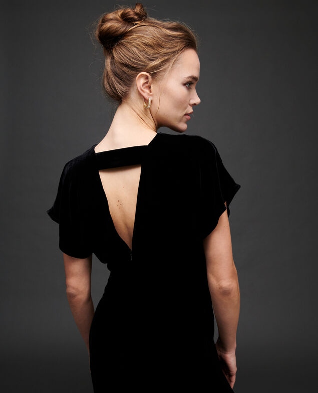 Langes Samtkleid