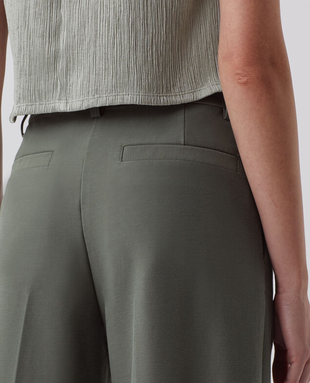 CAMILLE - Karottenhose J560 basil dark green