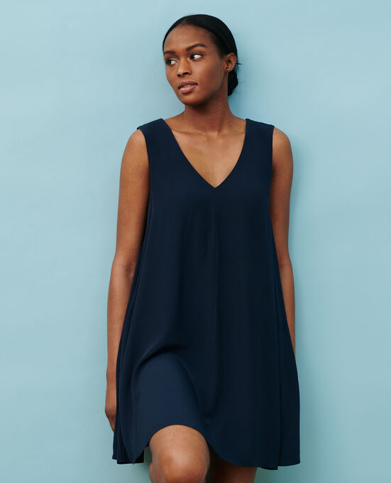 Kurzes Kleid mit fließendem Fall 0693 NAVY