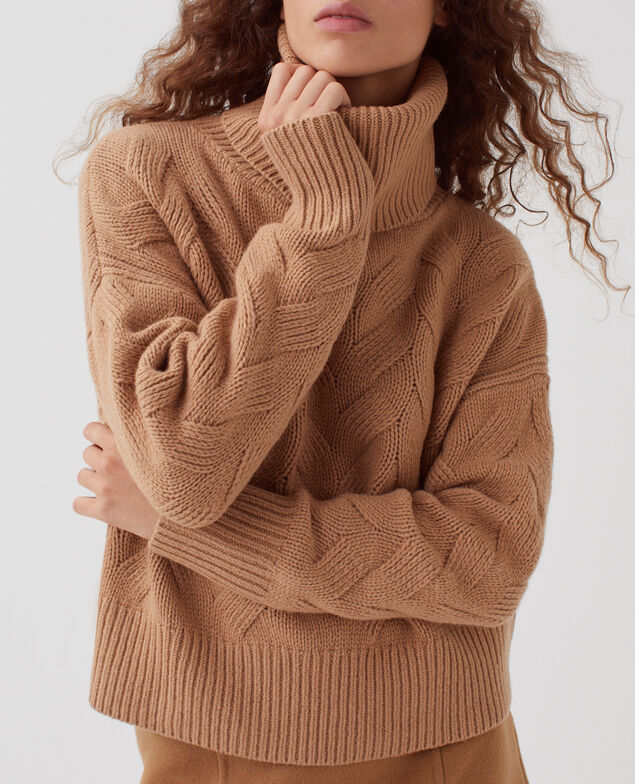 Rollkragenpullover aus Wolle I321 camel