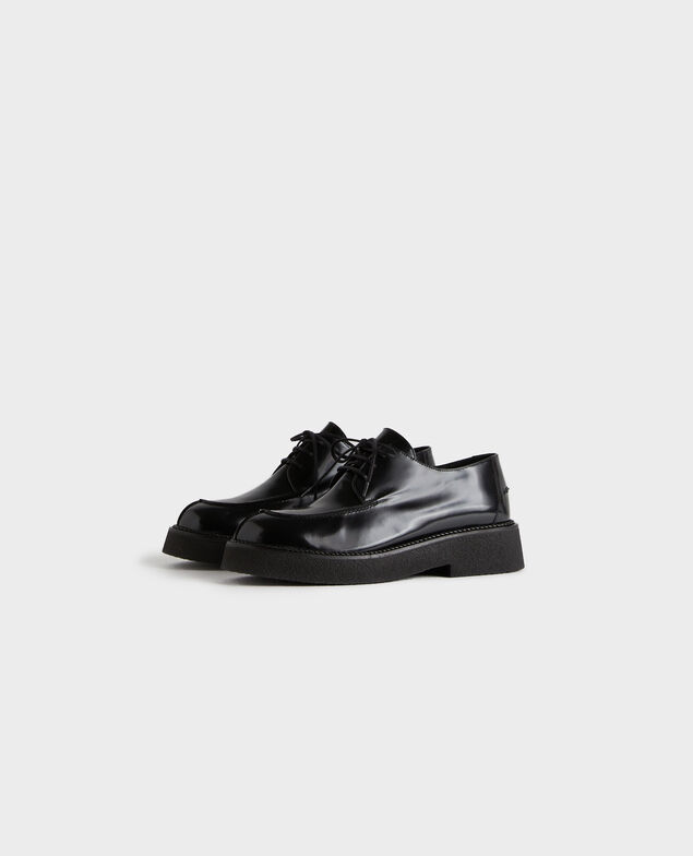 Derbies aus glänzendem Leder