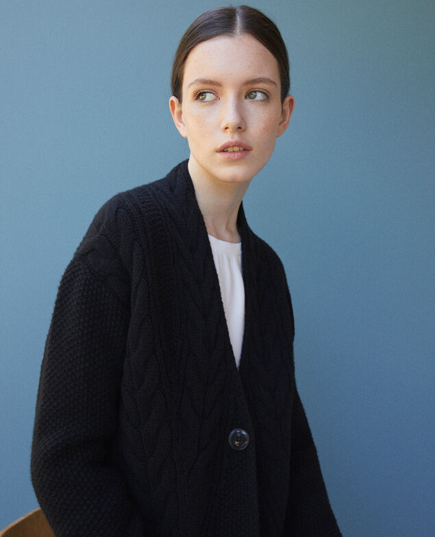 Cardigan mit Flechtdetails Schwarz