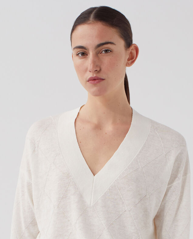 Pullover mit V-Ausschnitt und langen Ärmeln H013 gardenia