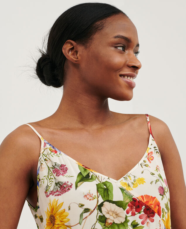 Asymmetrisches Kleid mit fließendem Fall