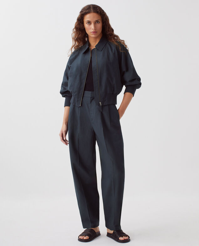 Kurze Jacke mit Reißverschluss J690 blueberry