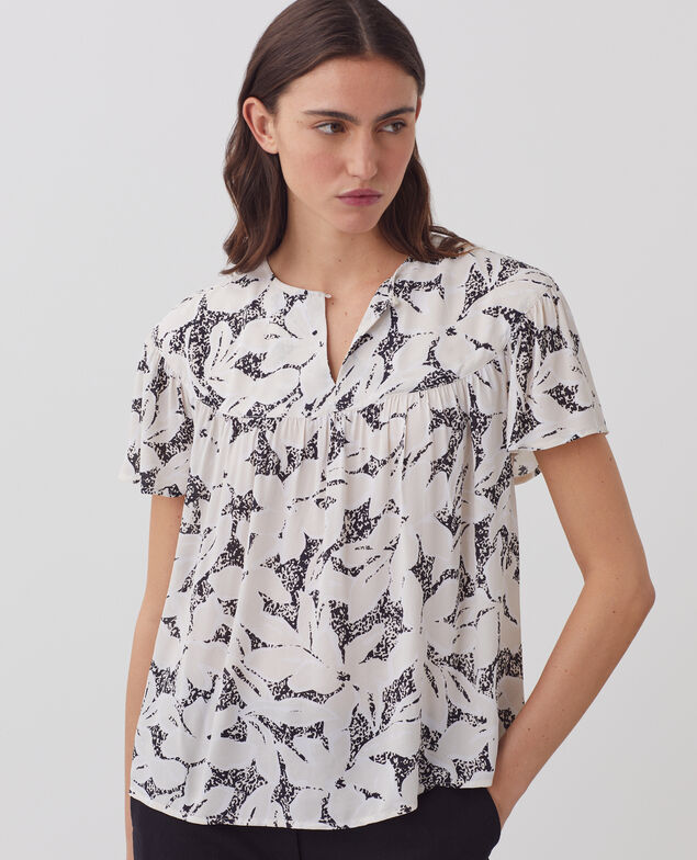 Fließend fallende Kurzarmbluse J301 flower camo ecru
