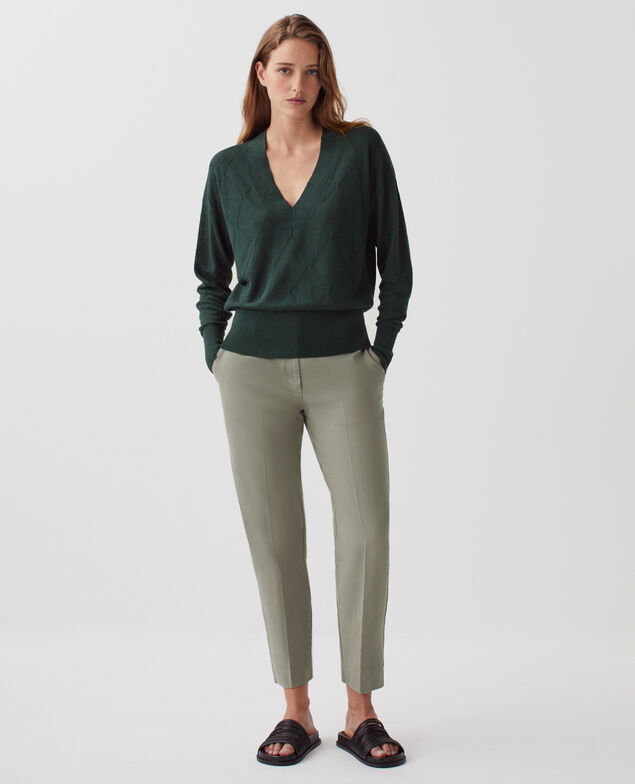 Pullover mit V-Ausschnitt und langen Ärmeln J590 spruce green