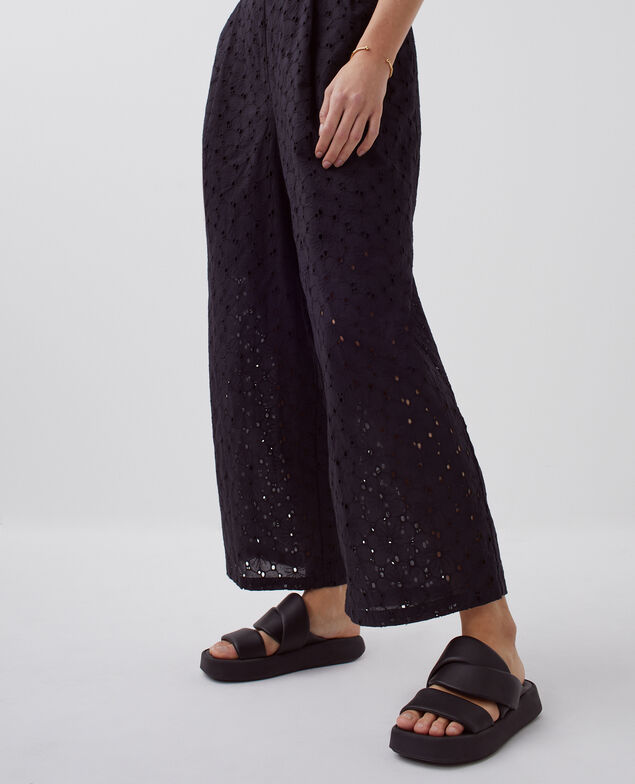 Jumpsuit mit Lochstickerei H091 black beauty