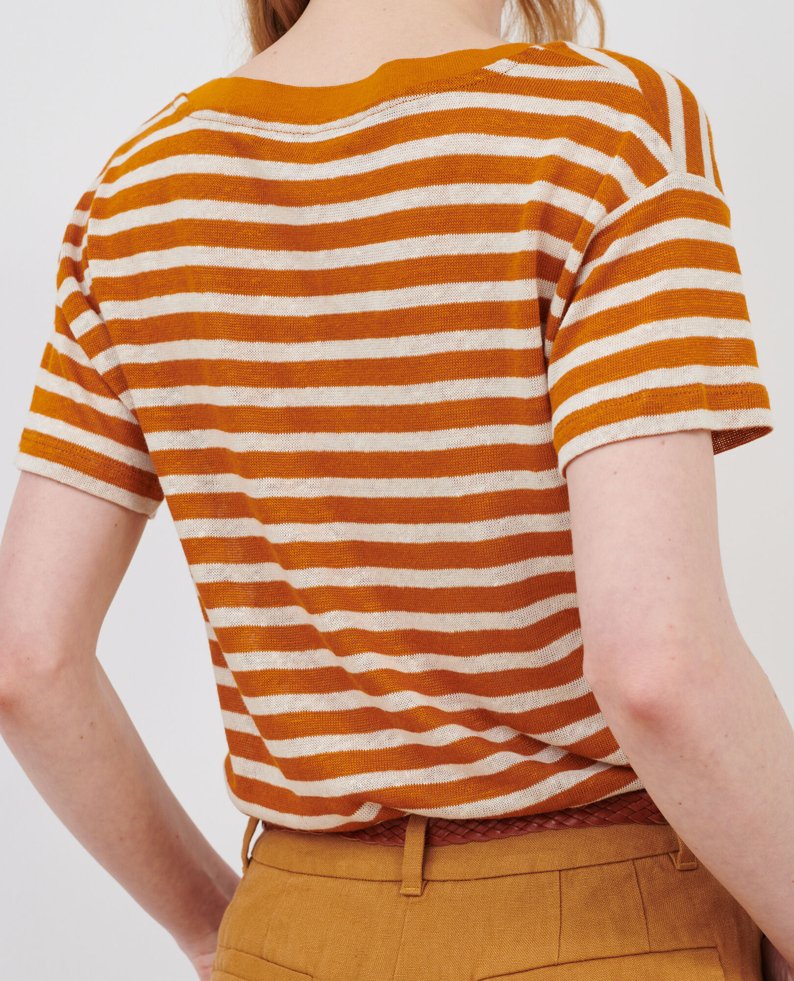 SARAH - T-Shirt mit V-Ausschnitt aus Leinen 122 stripes pumpkin 2ste620f05