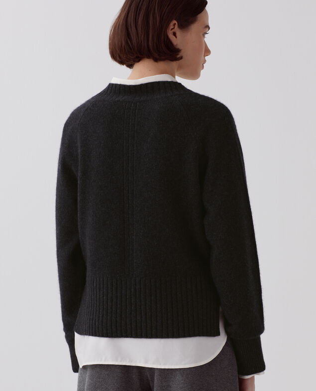 Pullover mit V-Ausschnitt aus Kaschmir I080 moonless gray