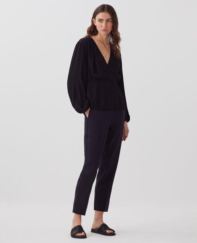 Fließend fallende Wickelbluse H091 black beauty