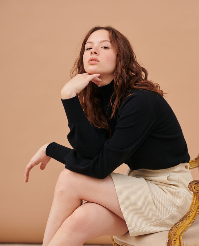 Feiner Pullover aus 3D-Kaschmir mit Stehkragen Black beauty