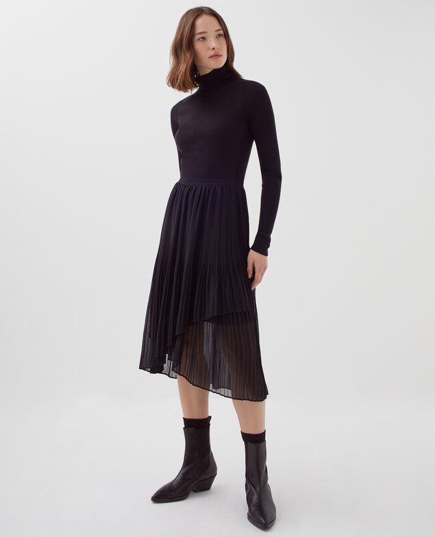 Taillierter Pullover aus Merinowolle H091 black beauty