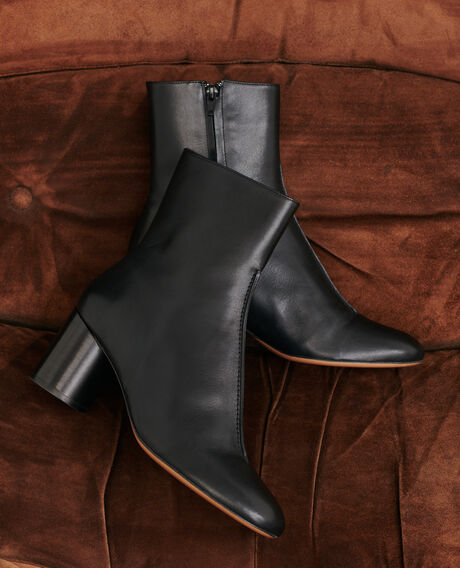 Lederboots mit Absatz