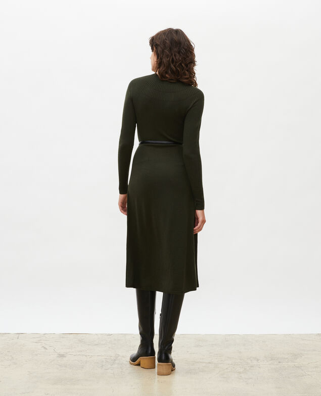 Ausgestelltes Kleid aus Merinowolle Military green