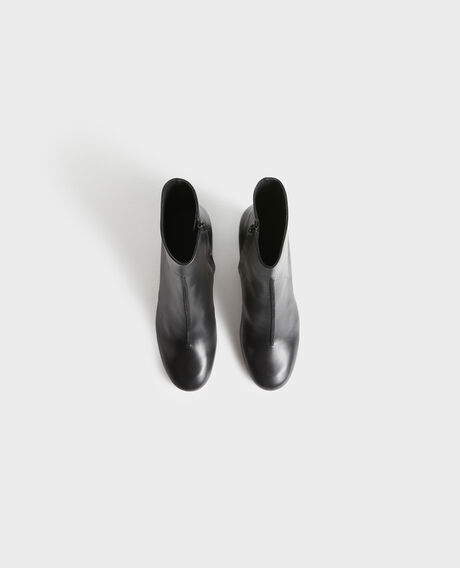 Lederboots mit Absatz