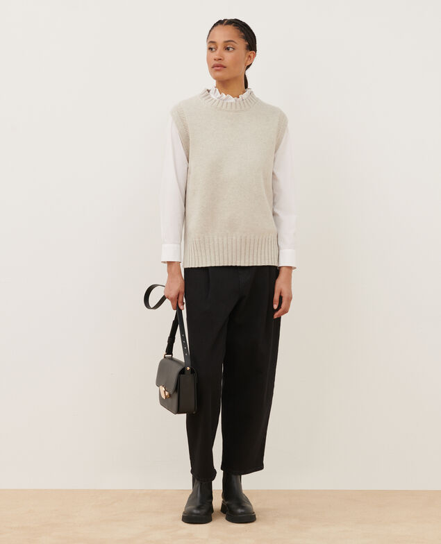 Ärmelloser Pullover A009 white knit 3wju126w37