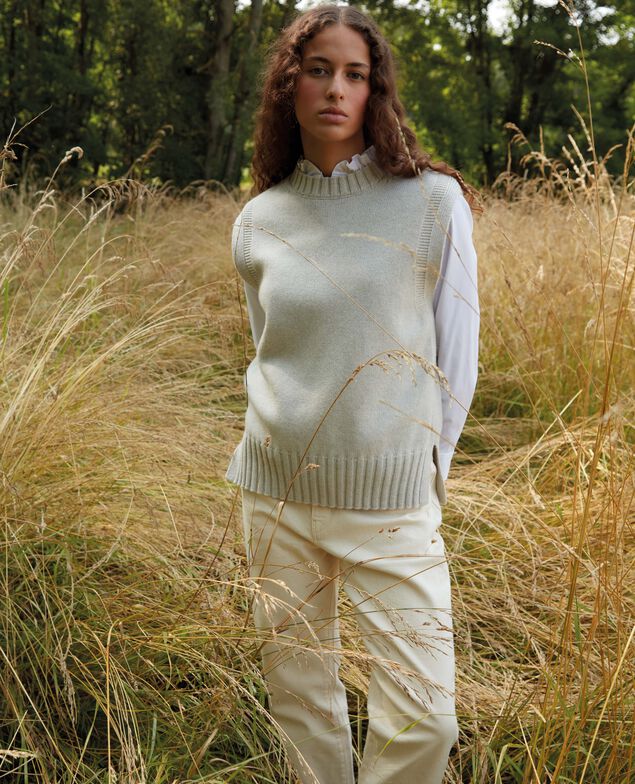 Ärmelloser Pullover A009 white knit 3wju126w37