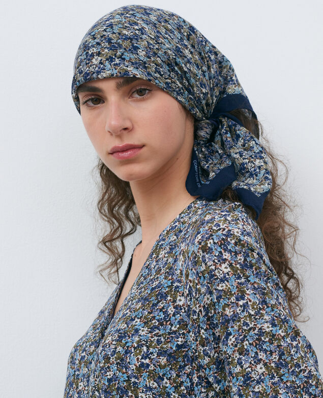 Gemustertes Wolltuch Stone blue
