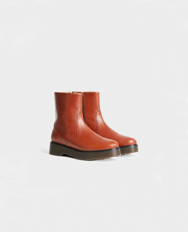 Stiefel aus strukturiertem Leder Brandy brown