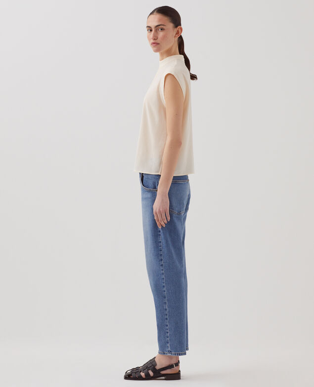 Fließend fallende Bluse ohne Ärmel J300 natural
