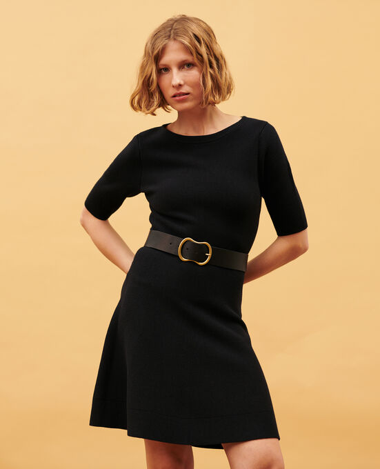Kurzes Kleid aus Wolle 8824 09 BLACK