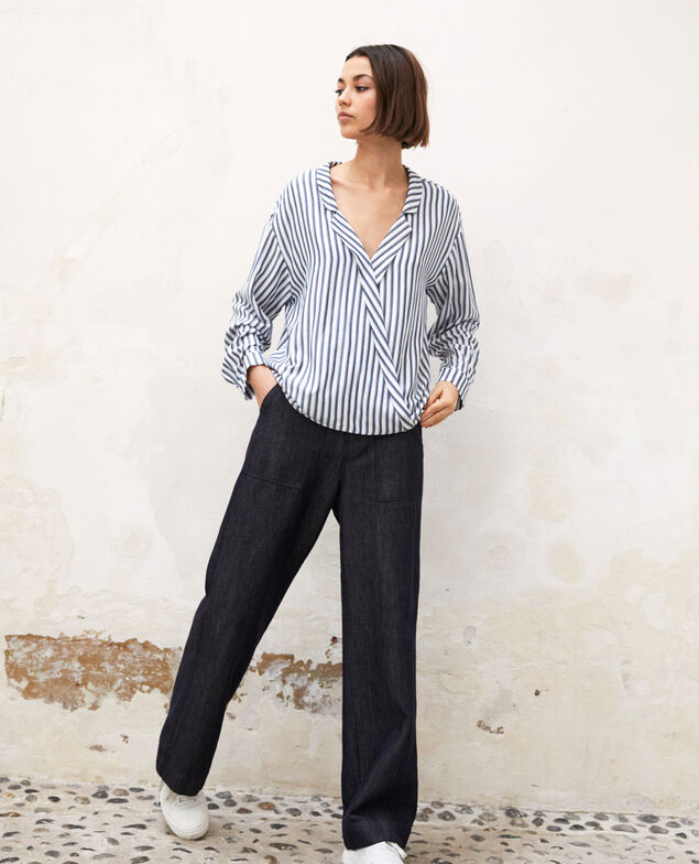 Bluse mit Pyjamakragen Off white