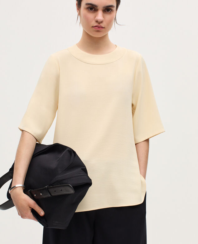 Top aus satiniertem Krepp K300 ecru beige