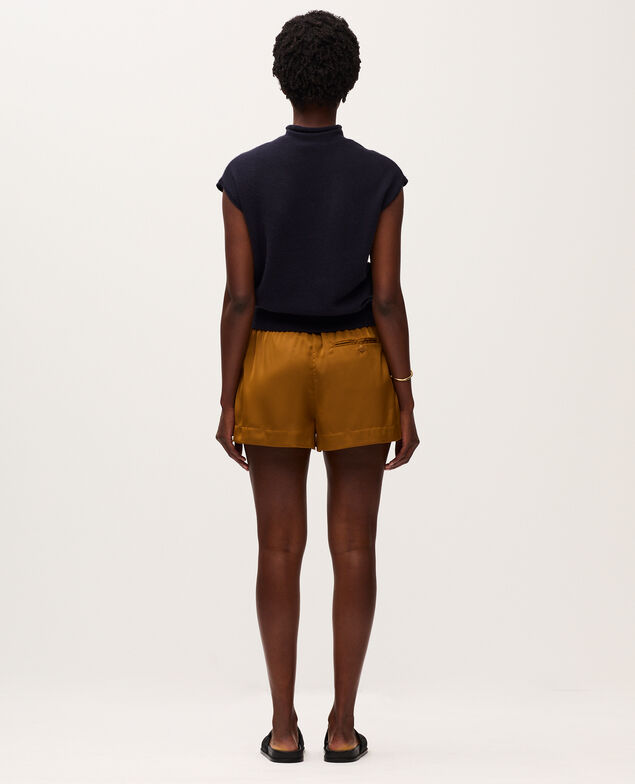 Satinierte, fließend fallende Shorts K340 bone brown