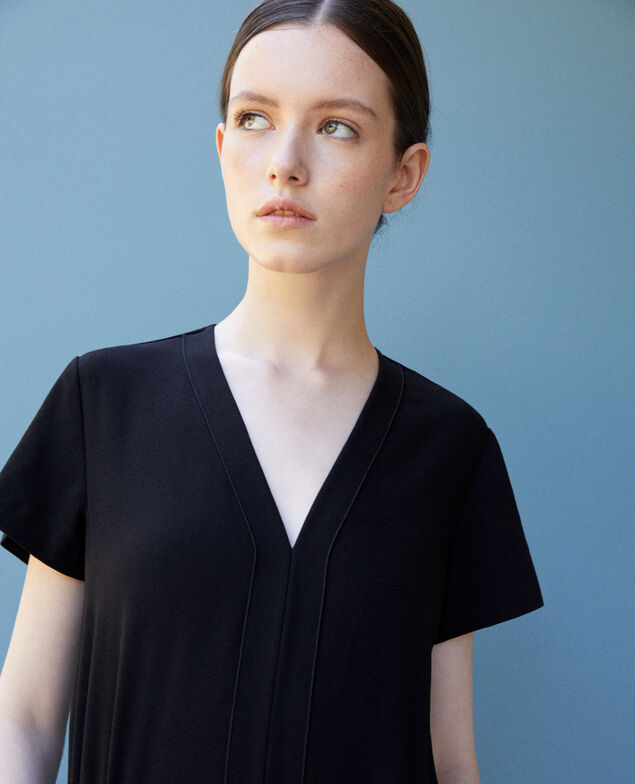 Jumpsuit mit V-Ausschnitt Schwarz