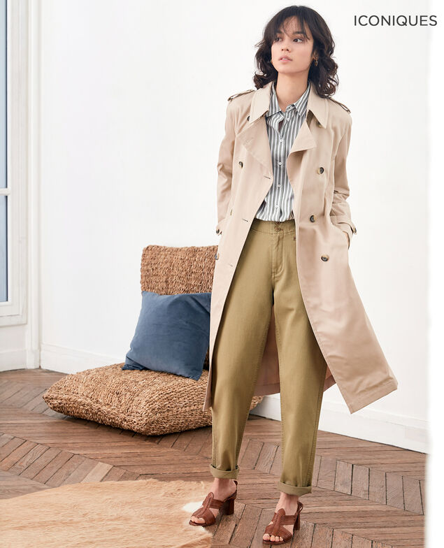 Klassischer schnitt trenchcoat Tan