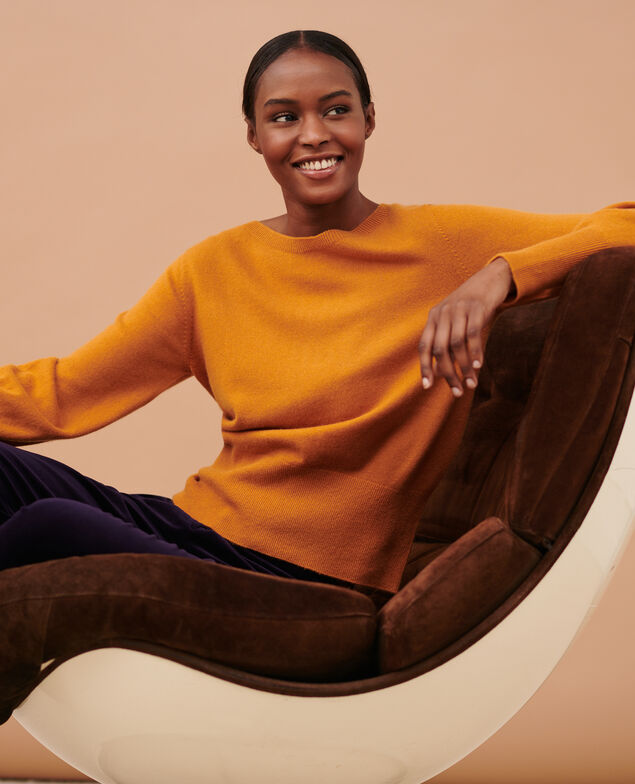 Feiner Pullover aus Kaschmir mit U-Boot-Kragen Sudan brwn