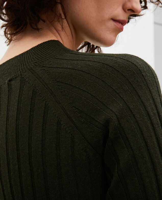  Rippstrickpullover mit Stehkragen aus Merinowolle Military green