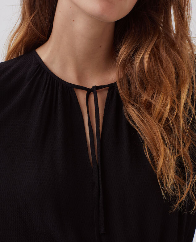 Kurzes Kleid mit fließendem Fall H091 black beauty