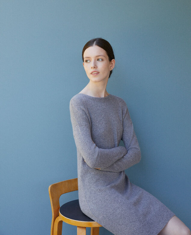 Kleid aus Kaschmir Grau