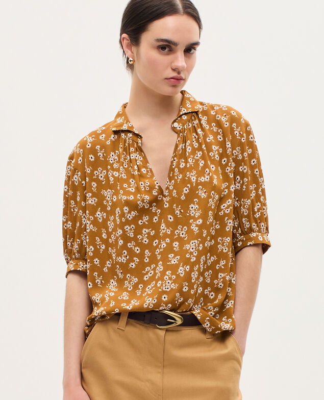 Fließend fallende Kurzarmbluse K480 daisy camel