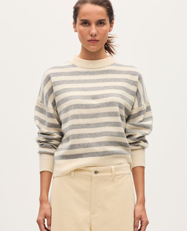 Pullover mit Rundhalsausschnitt aus Wolle K012 st grey white