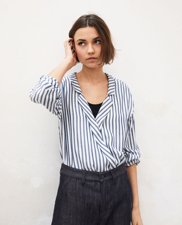 Bluse mit Pyjamakragen Off white