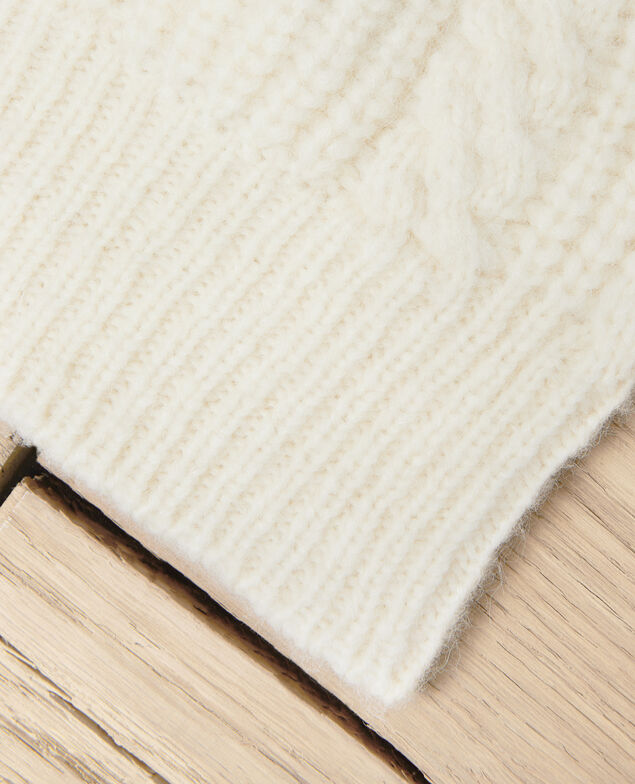 Strickmütze mit Zopfmuster Off white