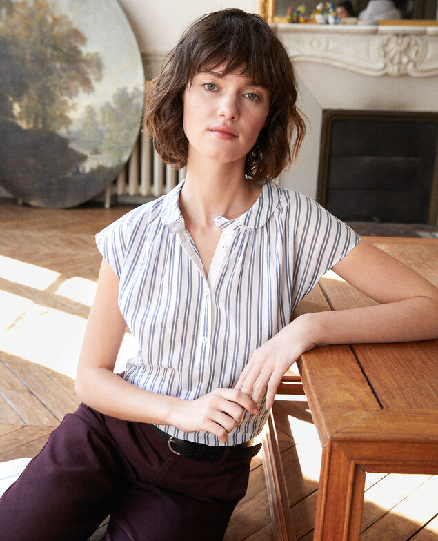 Bluse mit Rundhalsausschnitt Blau