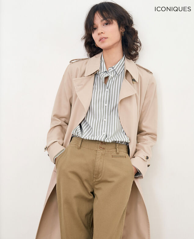 Klassischer schnitt trenchcoat Tan