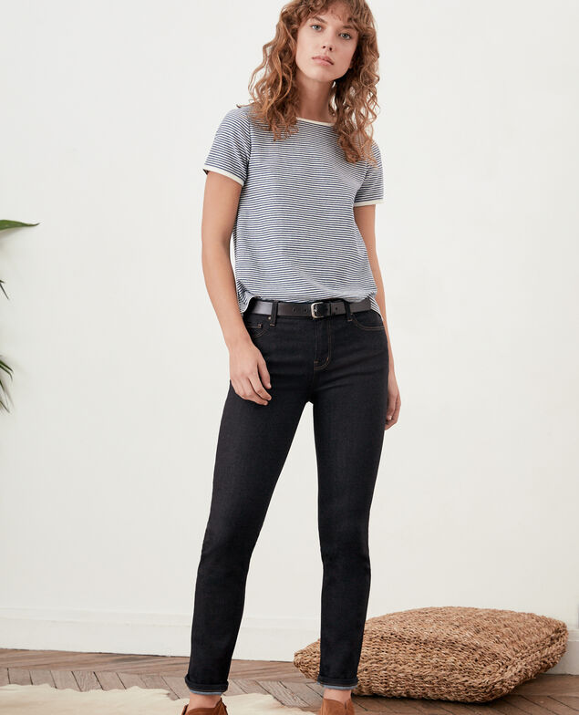 Jeans in Zigarettenform Raw
