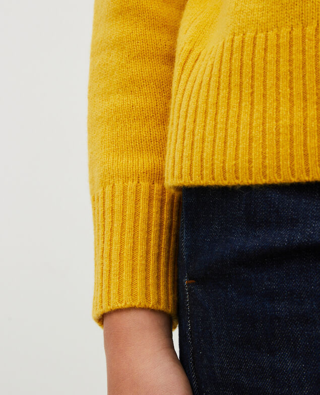 Pullover aus Kaschmir mit U-Boot-Kragen Lemon curry