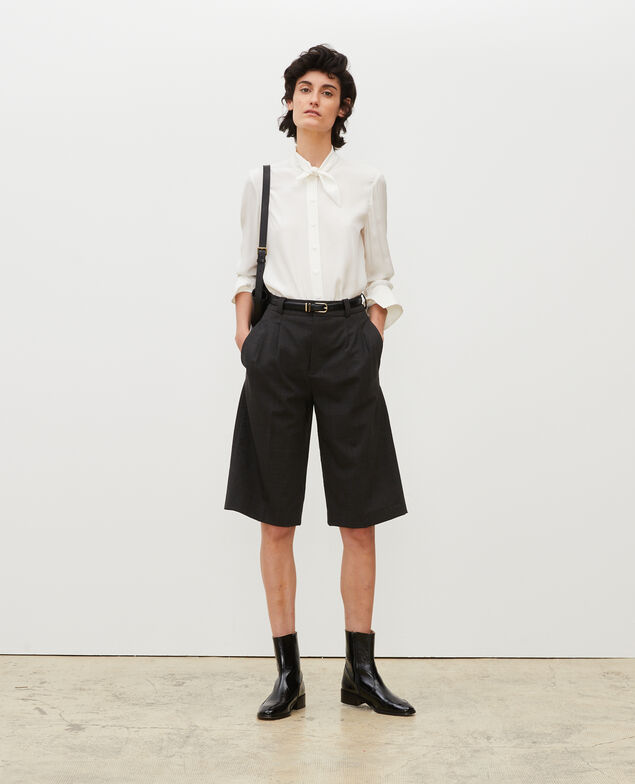  Seidenbluse mit langen Ärmeln und geknüpftem Kragen Gardenia