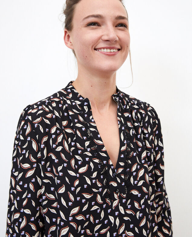 Bluse mit tunesischem Kragen Schwarz