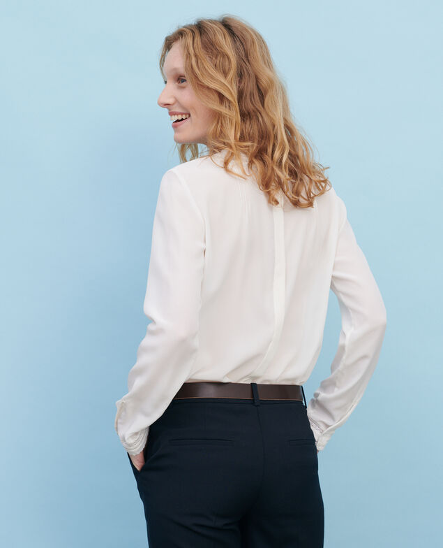 Fließende Bluse aus Seide und Spitze Gardenia